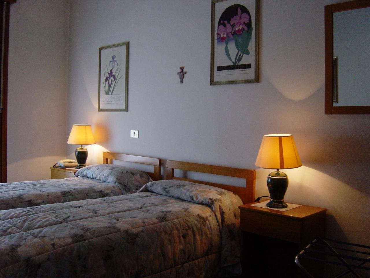 Hotel Rizzi Monticello Conte Otto Ngoại thất bức ảnh